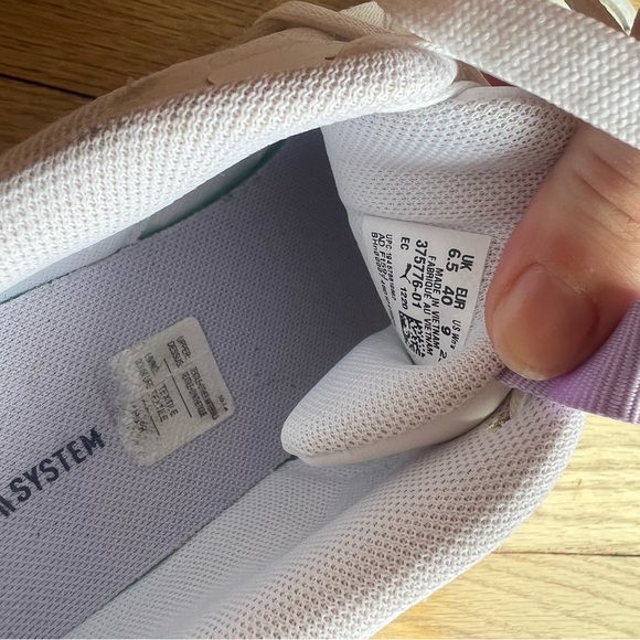 White and Purple Sneakers - Picture 3 of 4